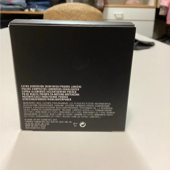 💕Mac Extra Dimension Skin Finish 💕 New - Picture 2 of 3